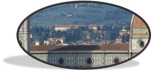 Vista del complesso di Santa Marta sullo sfondo del Duomo